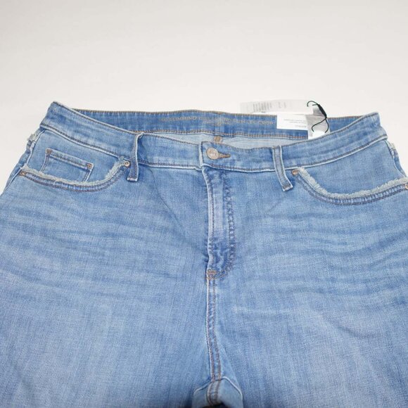 Chico's Women's So Slimming Girlfriend Slim Crop Jeans NWT Size 2.5 / 14 Stretch - Picture 3 of 10